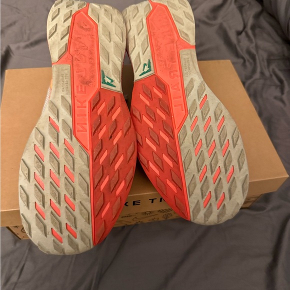 Nike Pegasus 5 Trail Running Shoes - Picture 4 of 6